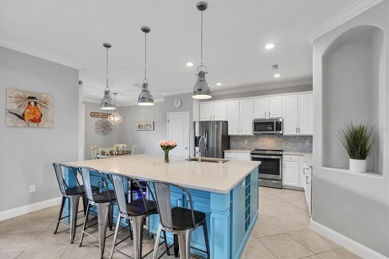 Clubhouse kitchen (shared)