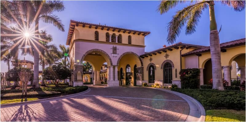 Clubhouse courtyard and arched entrances (shared)